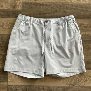 Chubbies 6” Everywear Shorts Men’s XL Light Blue Unlined Performance Stretch